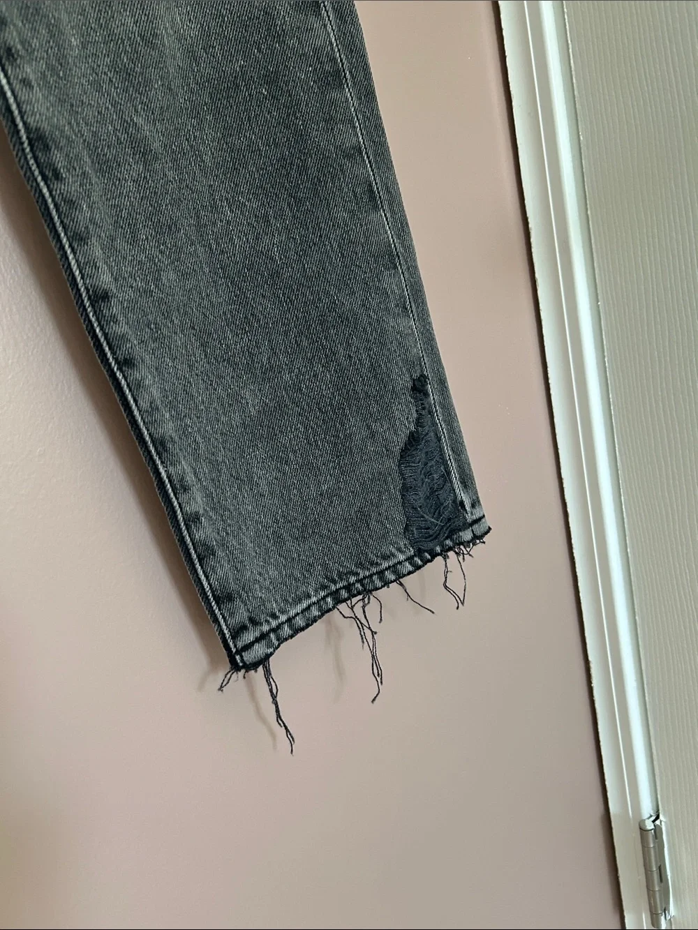 NWT FRAME Le Slouch Crop Distressed Jeans Grey Size 23 - Picture 11 of 16